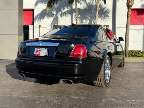 Used 2013 Rolls-Royce Ghost image 13