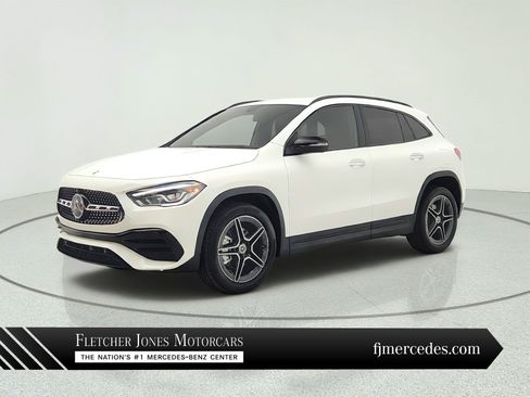 Used 2022 Mercedes-Benz GLA 250 4MATIC image 1