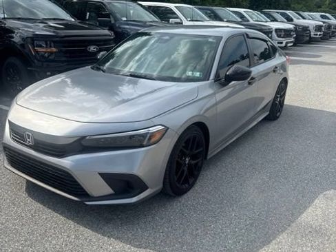Used 2022 Honda Civic Sport image 2