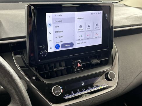 Used 2024 Toyota Corolla LE image 16