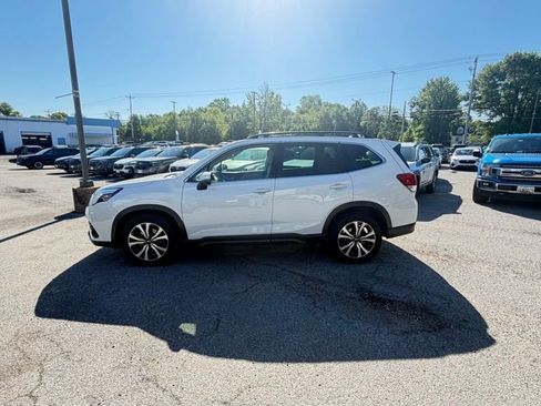 Used 2023 Subaru Forester Limited AWD/4WD image 4