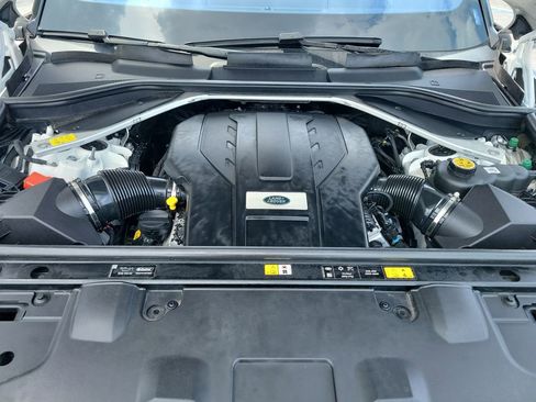 Certified 2023 Land Rover Range Rover Long Wheelbase SE AWD/4WD image 29