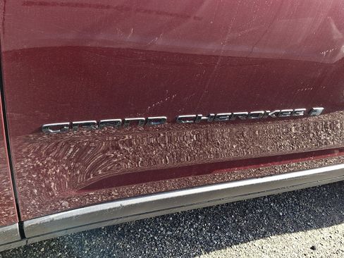 New 2026 Jeep Grand Cherokee L 4WD image 5