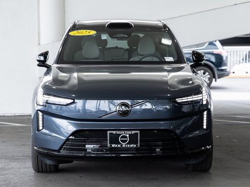 New 2025 Volvo EX90 Ultra image 20