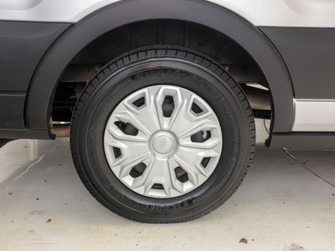 Used 2020 Ford Transit 350 XL RWD image 32