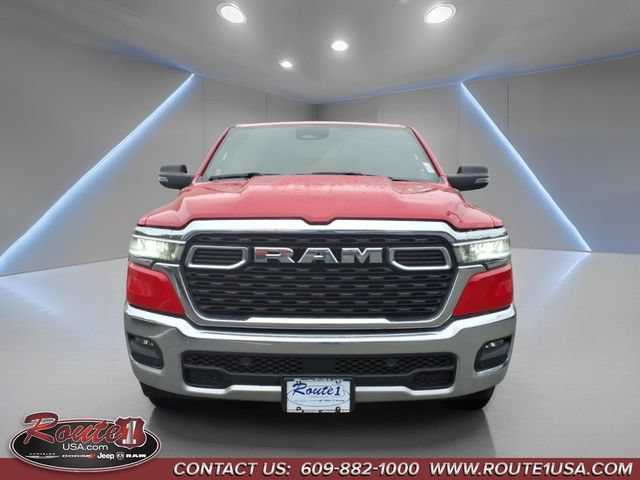 Used 2025 RAM 1500 4x4 Crew Cab image 9