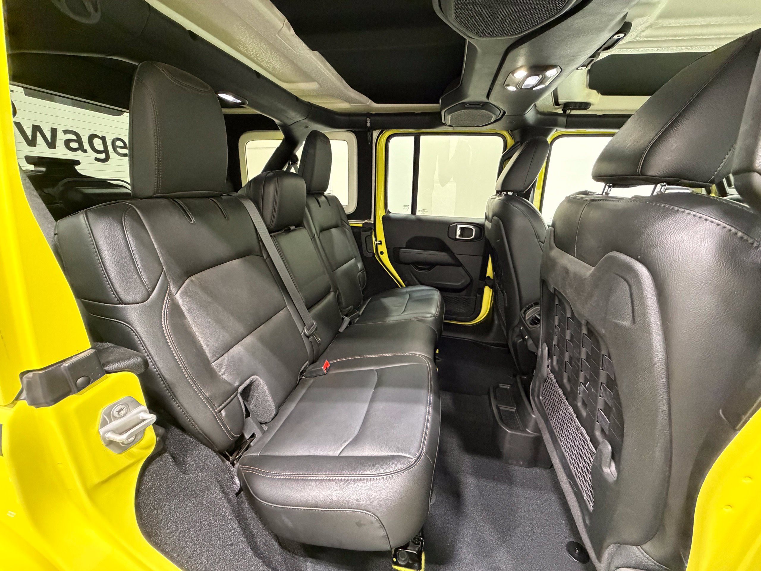 Used 2022 Jeep Wrangler Unlimited Rubicon AWD/4WD image 26
