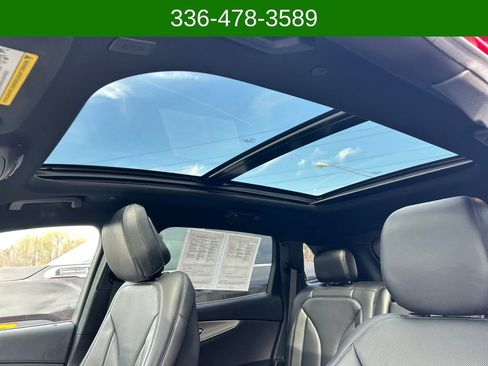 Used 2020 Lincoln Nautilus Reserve image 21