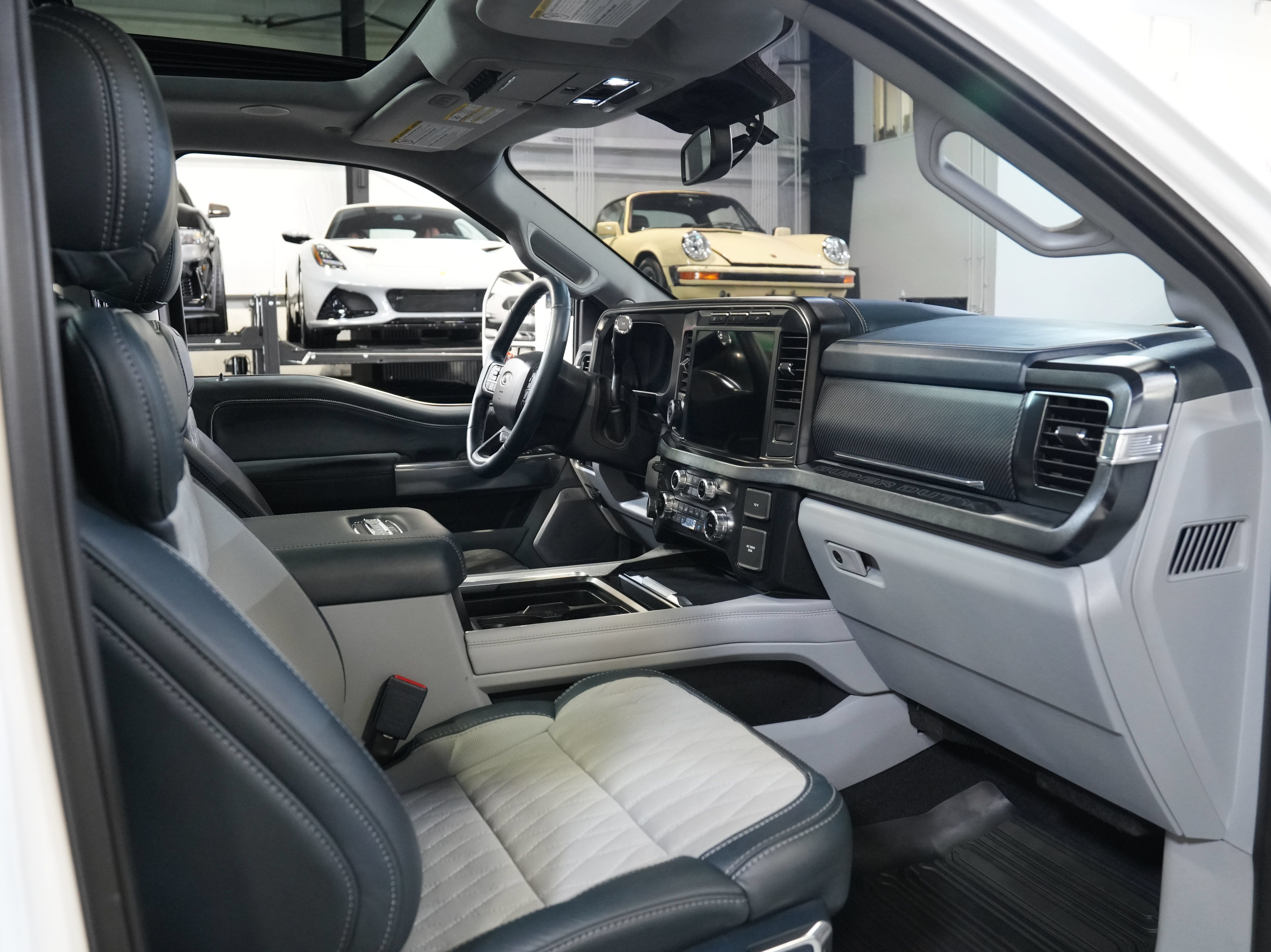 Used 2024 Ford F350 Limited AWD/4WD image 42