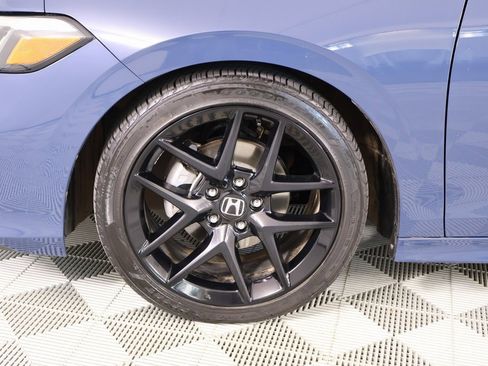 Used 2025 Honda Civic Sport image 16