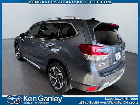 Certified 2024 Subaru Forester Touring w/ Convenience Package AWD/4WD image 3