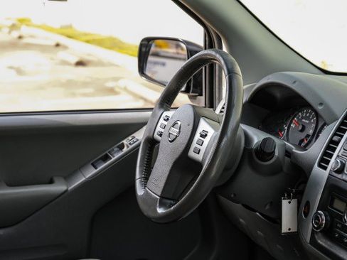 Used 2018 Nissan Frontier SV w/ Value Truck Package image 13