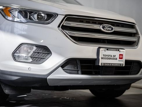 Used 2018 Ford Escape Titanium w/ Ford Safe & Smart Package image 14