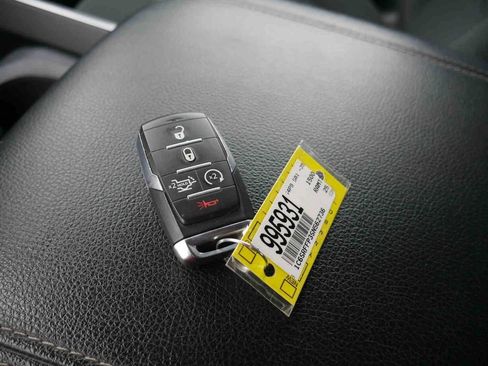 Used 2025 RAM 1500 Big Horn image 32