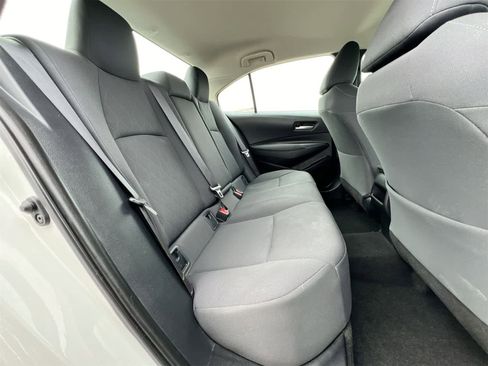 Used 2020 Toyota Corolla LE image 20