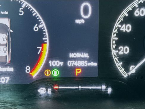 Used 2022 Honda Civic Sport image 8