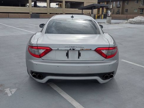 Used 2010 Maserati GranTurismo Coupe RWD image 9
