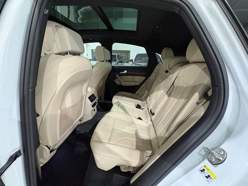 Used 2025 Audi Q5 2.0T Premium Plus w/ Premium Plus Package image 43