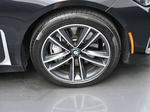 Used 2022 BMW 750i xDrive w/ Luxury Rear Seating Package AWD/4WD image 50