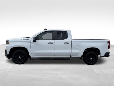 Used 2020 Chevrolet Silverado 1500 W/T w/ WT Convenience Package RWD image 2