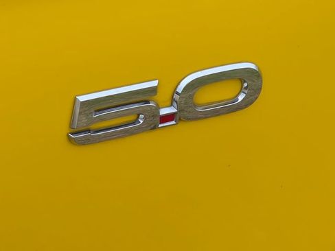 Used 2018 Ford Mustang GT Premium w/ Equipment Group 401A RWD image 20