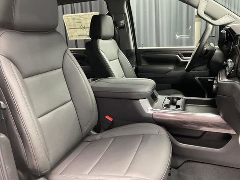 New 2026 Chevrolet Silverado 3500 LTZ AWD/4WD image 18