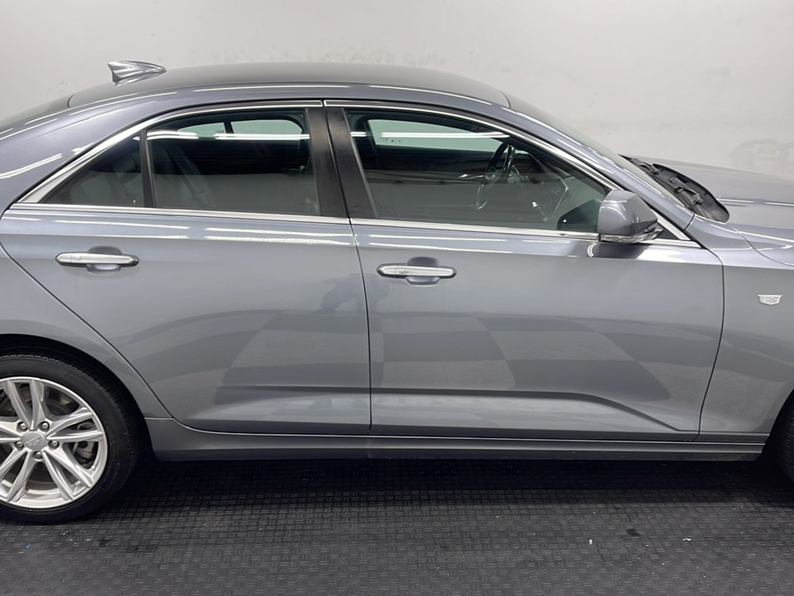 Used 2021 Cadillac CT4 Luxury w/ Cold Weather Package AWD/4WD image 21