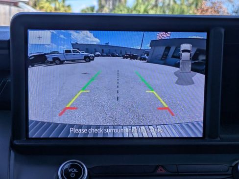 Certified 2024 Ford Maverick Lariat w/ Black Appearance Package image 21