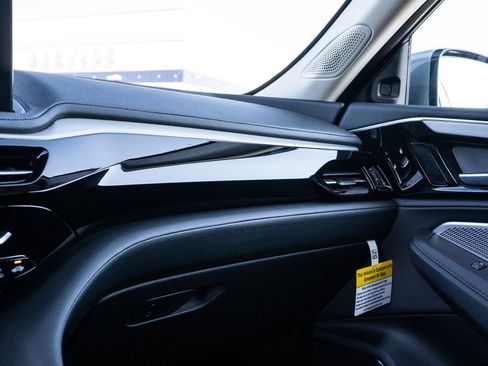 New 2026 Acura MDX SH-AWD image 33