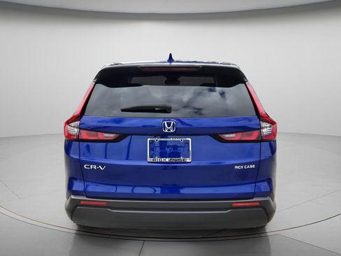 Used 2025 Honda CR-V LX image 6