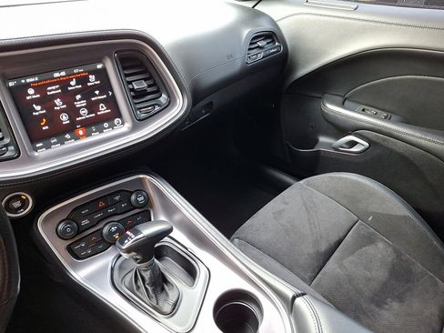 Used 2021 Dodge Challenger R/T Scat Pack w/ T/A Package image 25