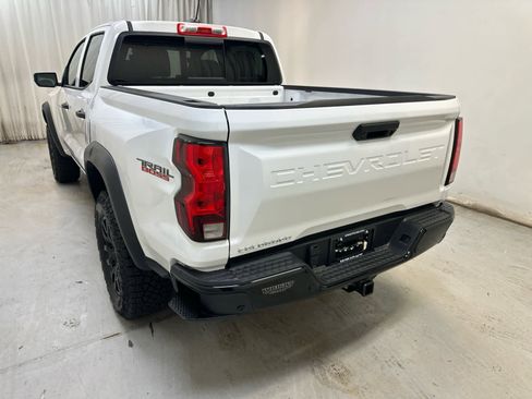 Used 2025 Chevrolet Colorado Trail Boss image 2