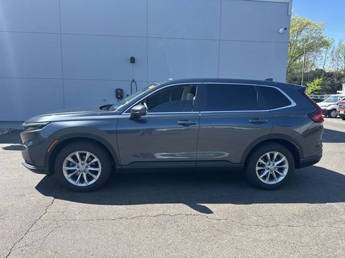 Used 2025 Honda CR-V EX image 2