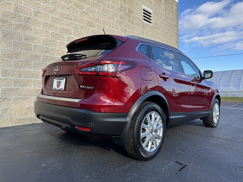 Used 2022 Nissan Rogue Sport SV AWD/4WD image 3