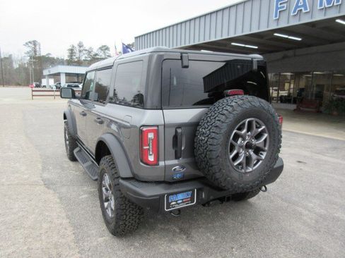 New 2025 Ford Bronco Badlands AWD/4WD image 3