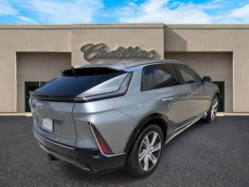 Certified 2024 Cadillac Lyriq Tech AWD/4WD image 3