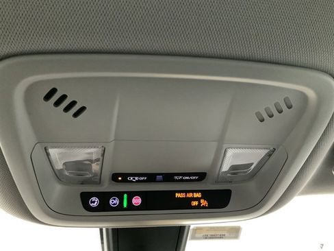 Used 2020 Chevrolet Malibu LS image 35