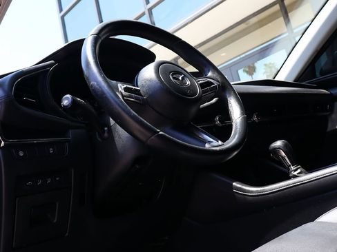Used 2019 MAZDA MAZDA3 Sedan FWD image 40