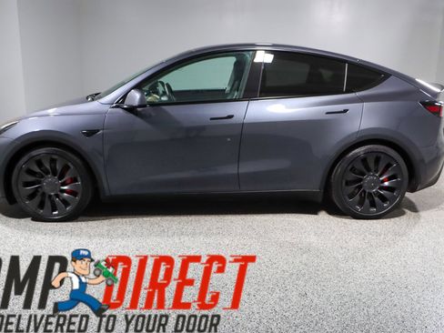 Used 2022 Tesla Model Y Performance image 10