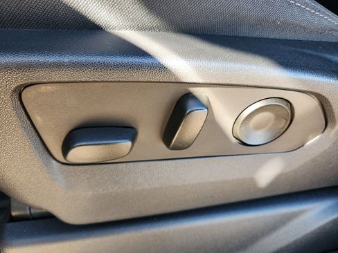 Used 2023 Chevrolet Silverado 1500 LT Trail Boss image 12