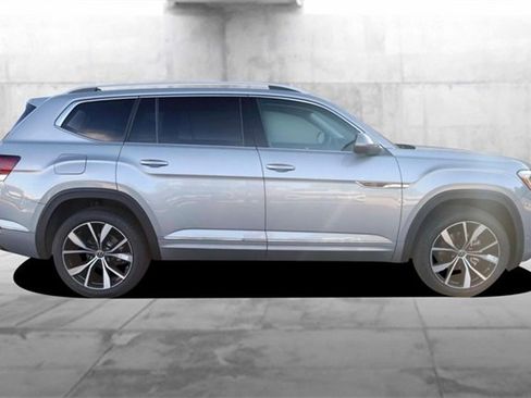 New 2026 Volkswagen Atlas SEL Premium R-Line image 5