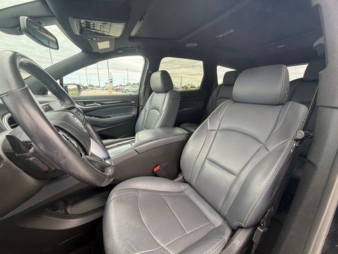 Used 2023 Buick Enclave Essence w/ Experience Buick Package FWD image 27