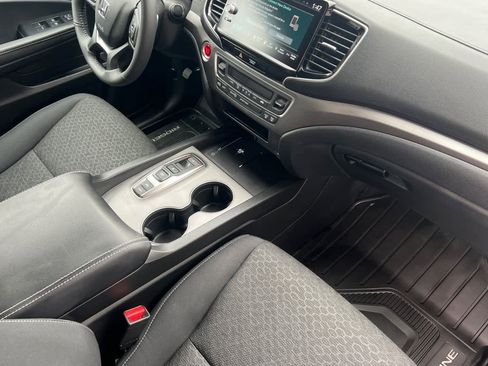 New 2026 Honda Ridgeline Sport image 17