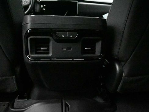 New 2026 GMC Sierra 2500 AT4 w/ AT4 Premium Plus Package AWD/4WD image 26