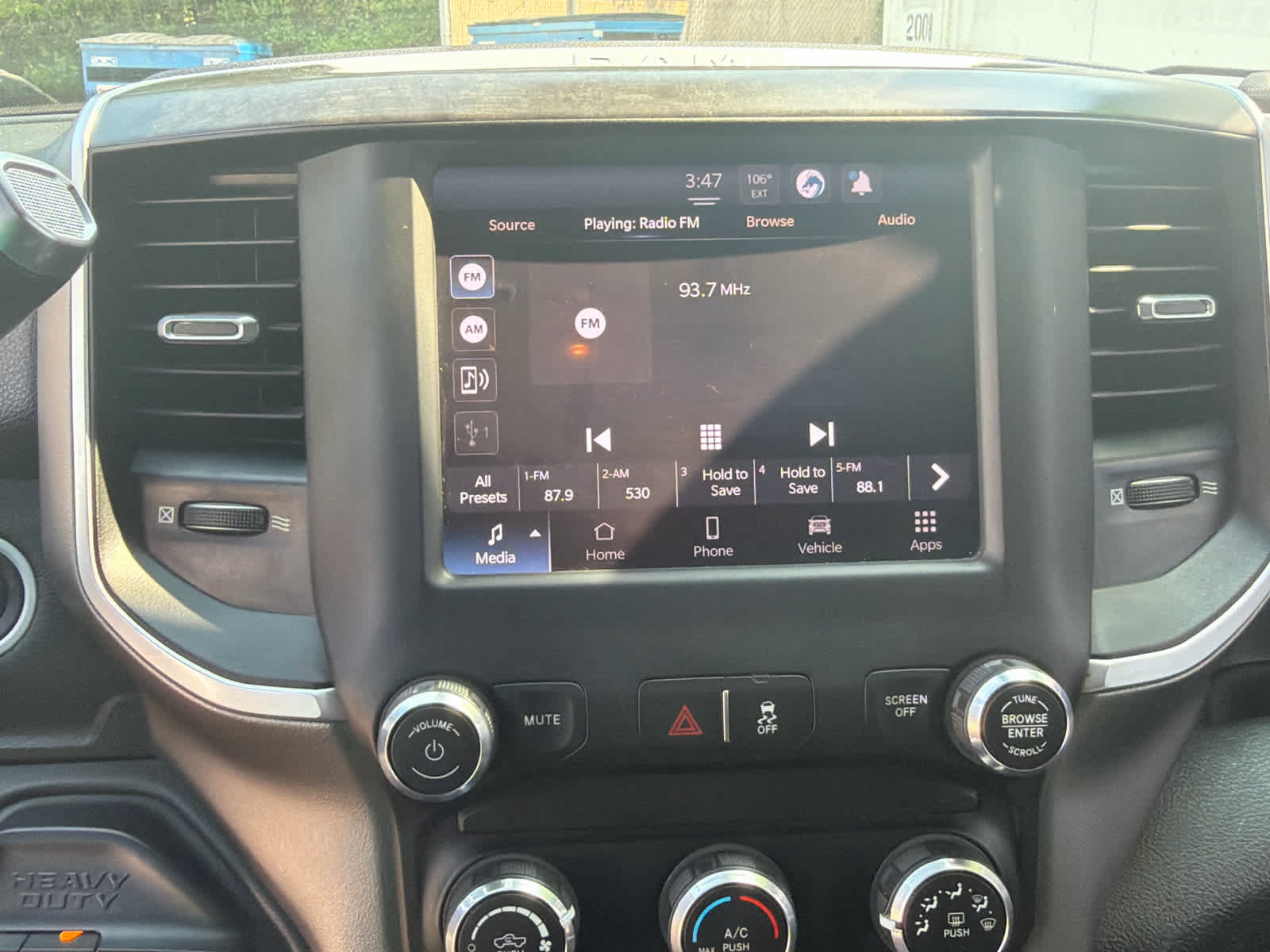 Used 2022 RAM 2500 Big Horn AWD/4WD image 30