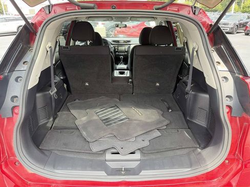 Used 2017 Nissan Rogue S w/ S Family Package FWD image 10