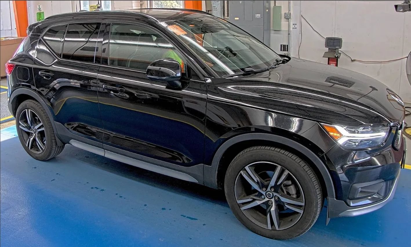 Used 2021 Volvo XC40 T5 R-Design AWD/4WD image 48