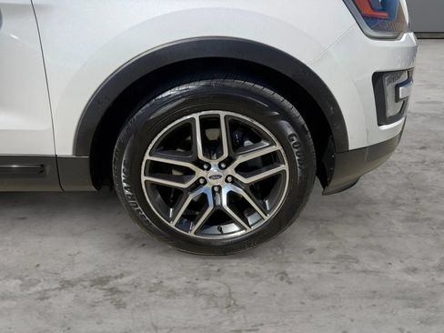 Used 2016 Ford Explorer Sport w/ Equipment Group 401A AWD/4WD image 47
