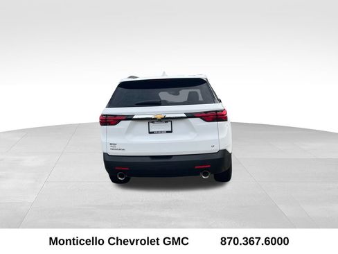 Used 2023 Chevrolet Traverse LT image 4