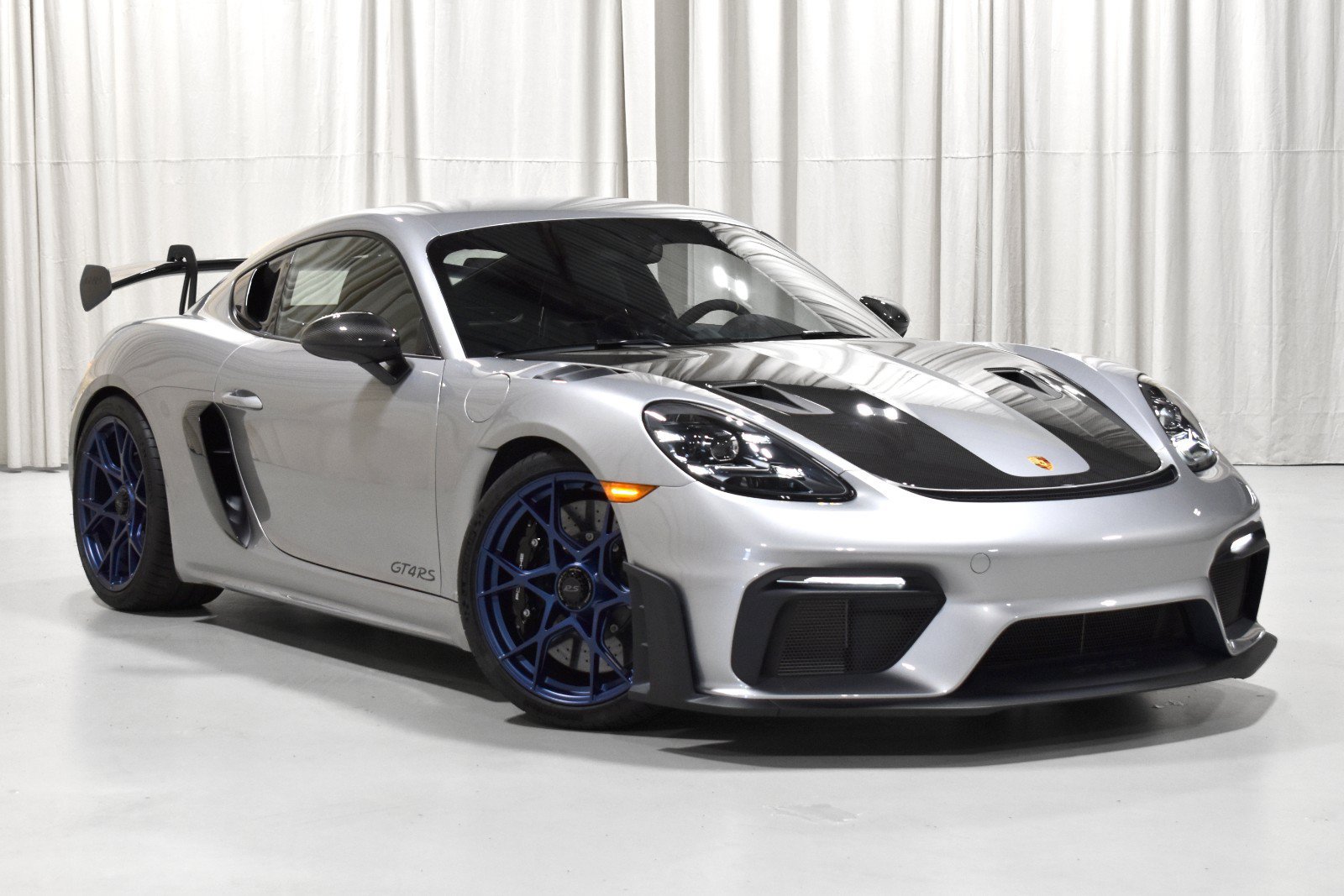 Used 2024 Porsche 718 Cayman GT4 RS RWD image 3